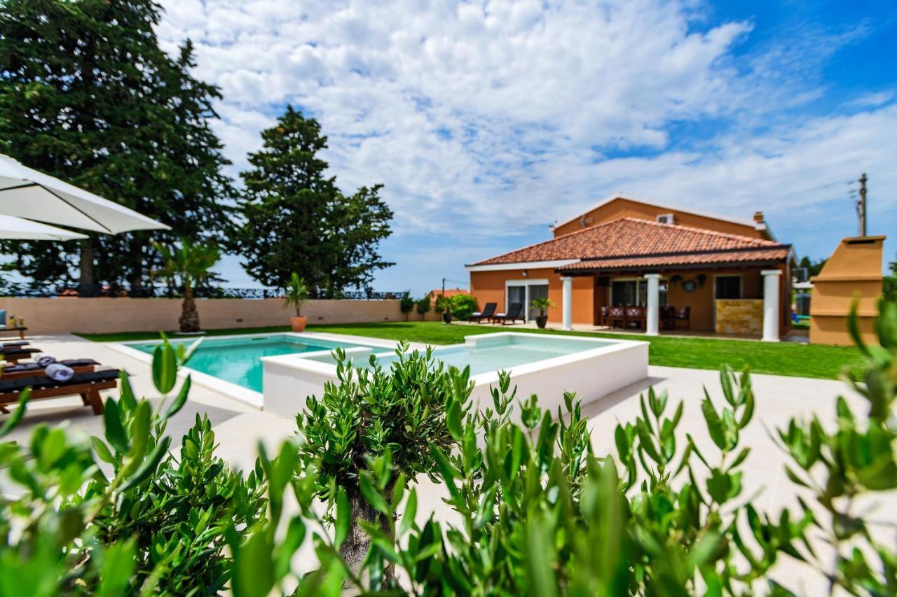 Green Residence Villa زادار المظهر الخارجي الصورة